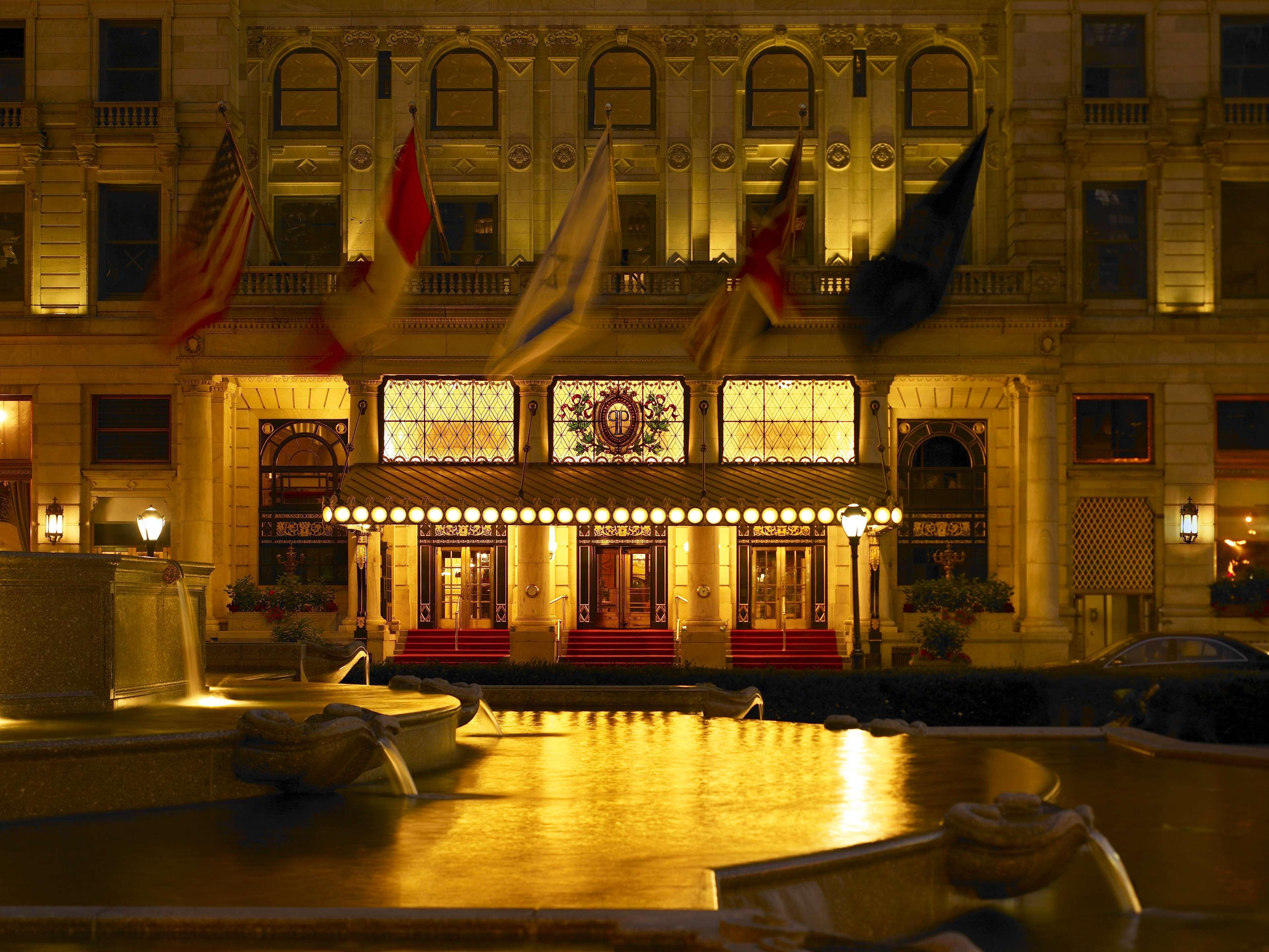 The Plaza Hotel New York Exterior foto